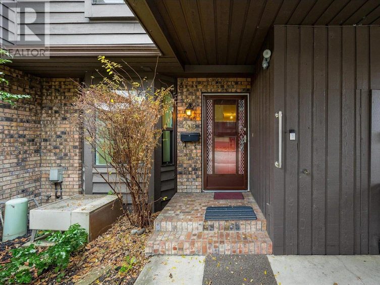 108-1995 Burtch Road, Kelowna, BC, V1Y 4B4 - 2