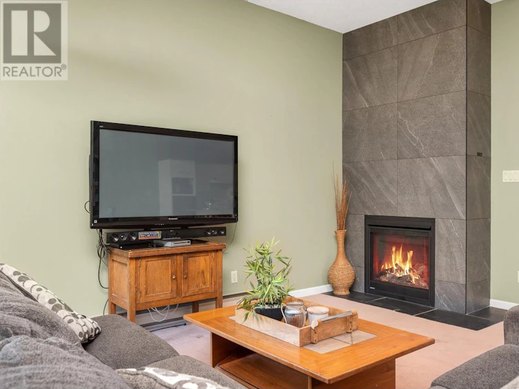 185 Silver Queen Road, Armstrong, BC, V1B 3M1 - 11