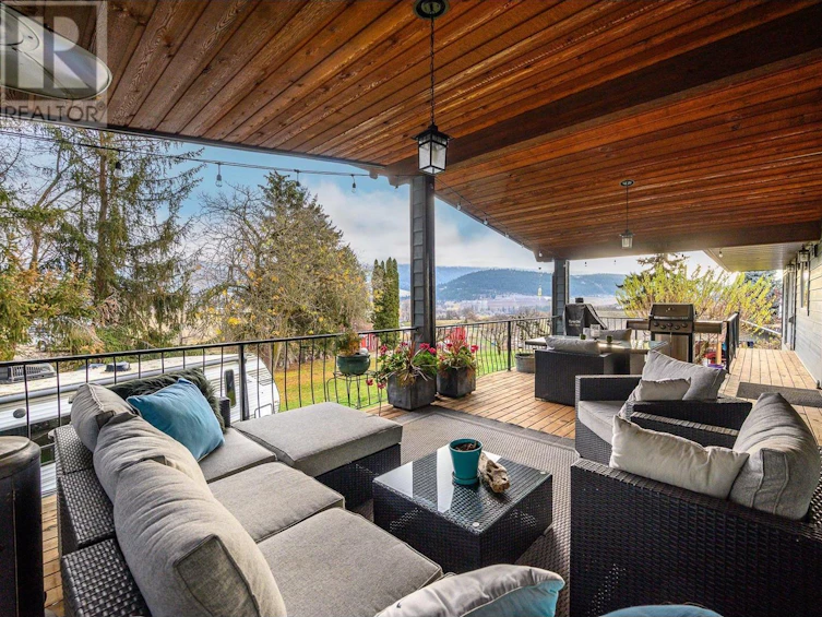 10402 Middleton Drive, Coldstream, BC, V1B 2K6 - 22