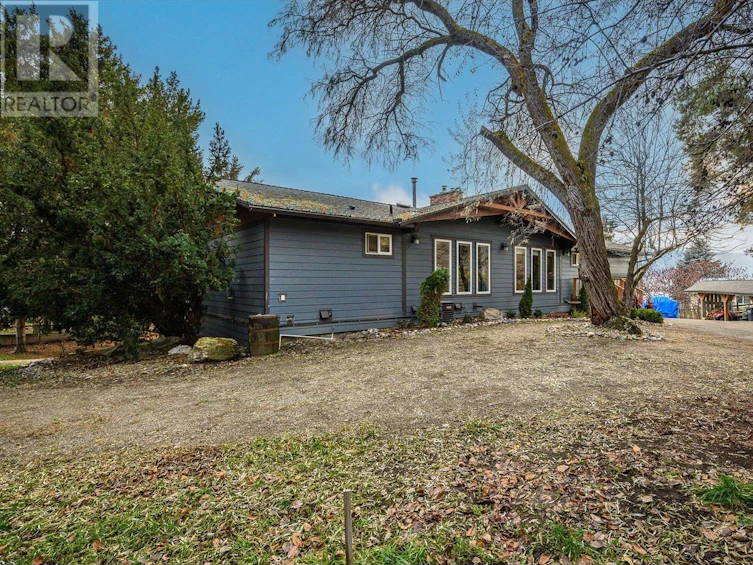 10402 Middleton Drive, Coldstream, BC, V1B 2K6 - 4
