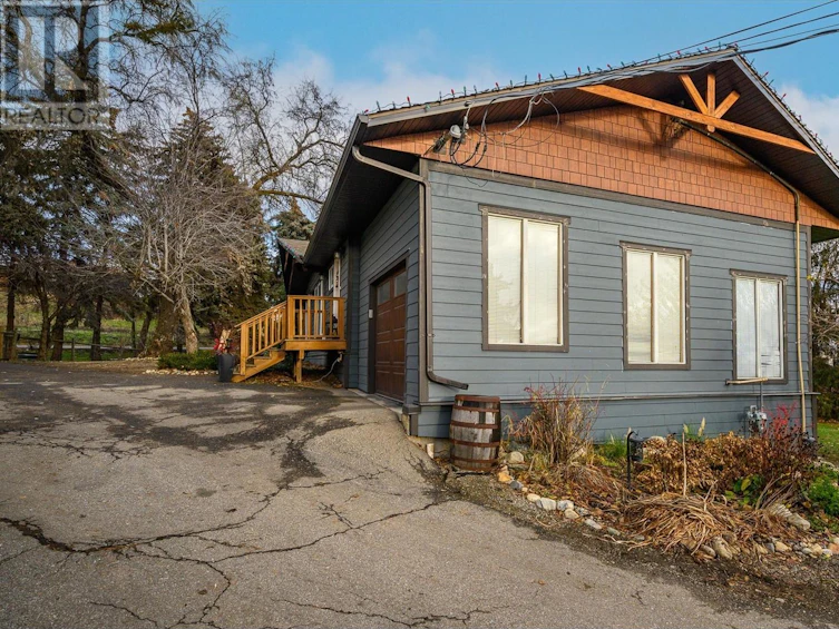 10402 Middleton Drive, Coldstream, BC, V1B 2K6 - 5