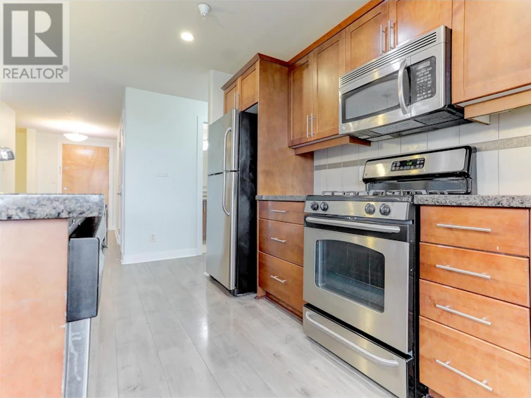 304-1160 Bernard Avenue, Kelowna, BC, V1Y 6R2 - 9