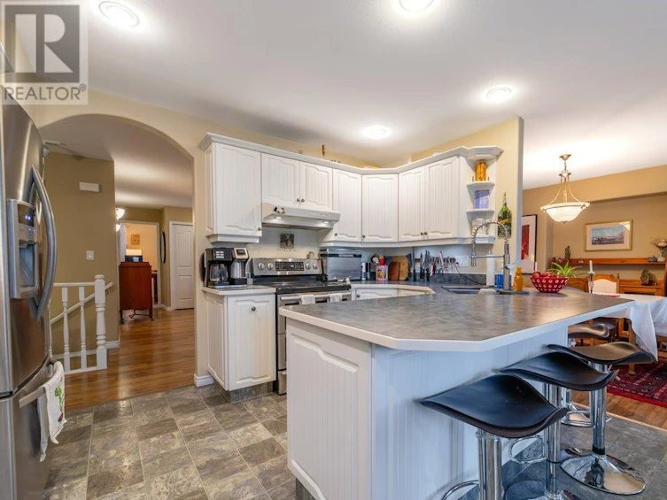 1002 Peachcliff Drive, Okanagan Falls, BC, V0H 1R1 - 19