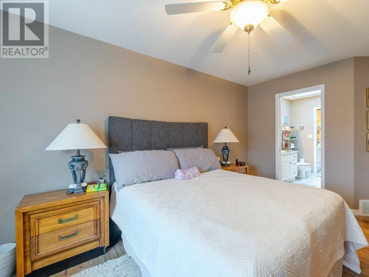 1002 Peachcliff Drive, Okanagan Falls, BC, V0H 1R1 - 33