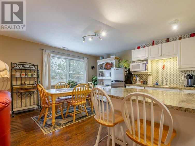 1002 Peachcliff Drive, Okanagan Falls, BC, V0H 1R1 - 43