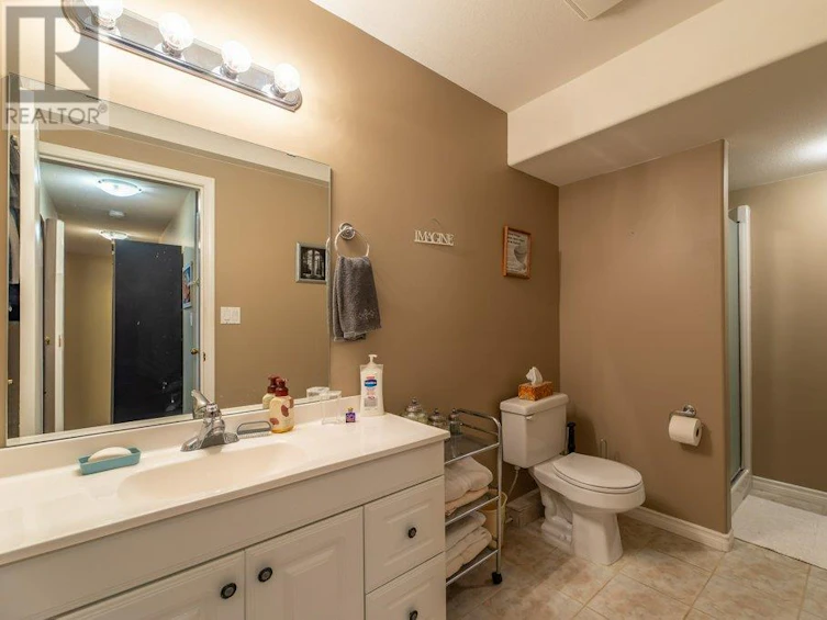 1002 Peachcliff Drive, Okanagan Falls, BC, V0H 1R1 - 47