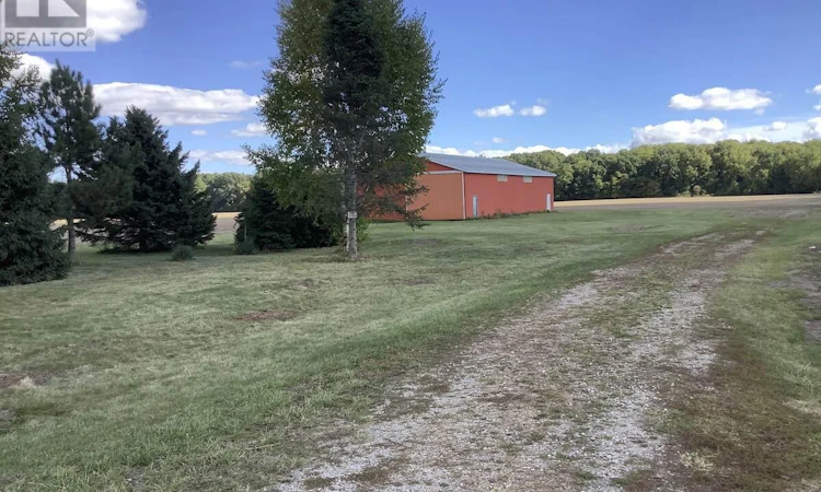 1618 Mccain Side Road W