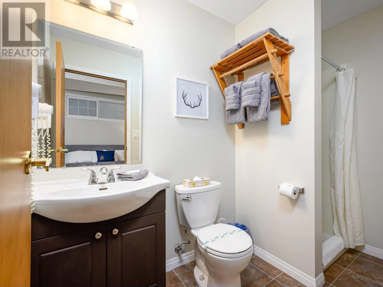 9-9885 Pinnacles Road, Silver Star, BC, V1B 0S2 - 11