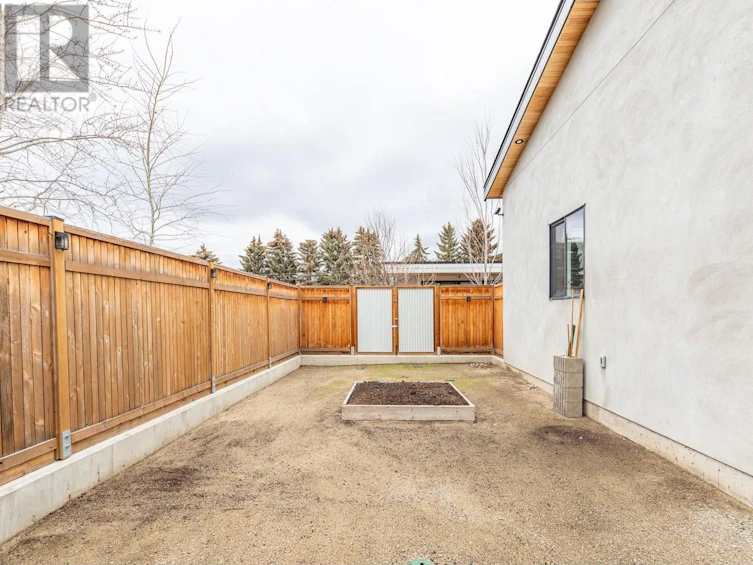 445 Ritchie Avenue, Naramata, BC, V0H 1N0 - 48