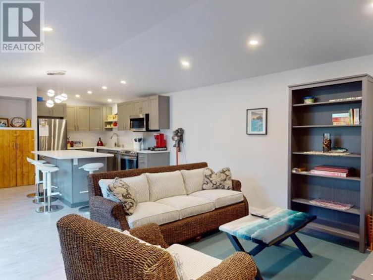 3465 Oak Street, Texada Island, BC - 24