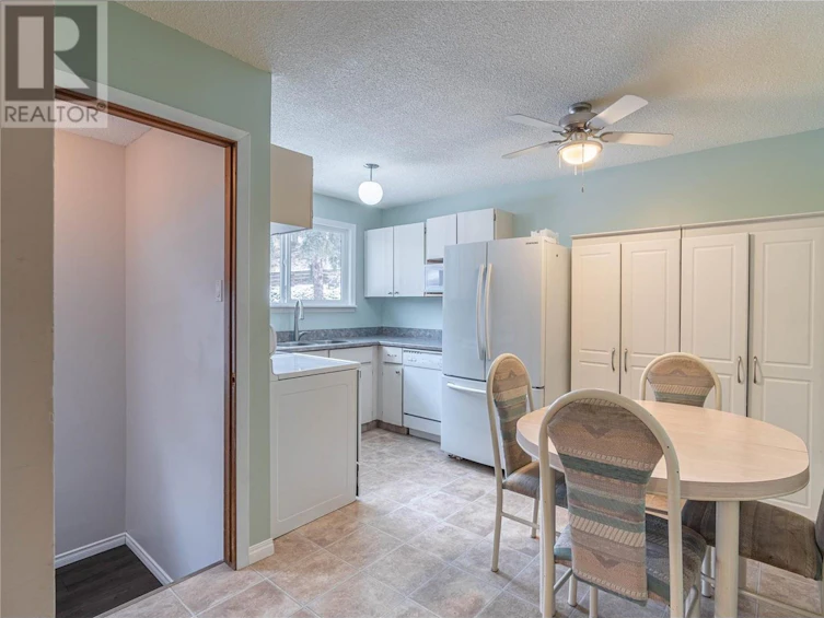 5622 Norland Drive, Kamloops, BC, V2C 5H9 - 2