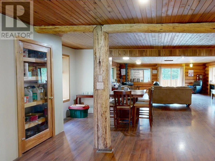 7524 Thomas Point Road, 100 Mile House, BC, V0K 1X1 - 12
