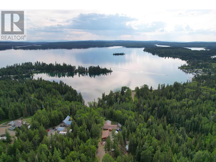 7524 Thomas Point Road, 100 Mile House, BC, V0K 1X1 - 6