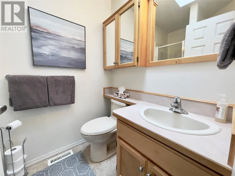 149-1634 Carmi Avenue, Penticton, BC, V2A 8K5 - 32