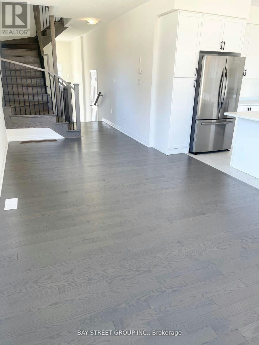 160 William Booth Avenue, Newmarket, ON, L3X 0K7 - 6
