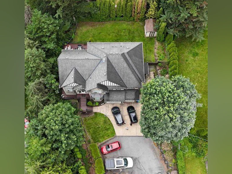 35158 Rockwell Drive, Abbotsford BC V3G 2E1