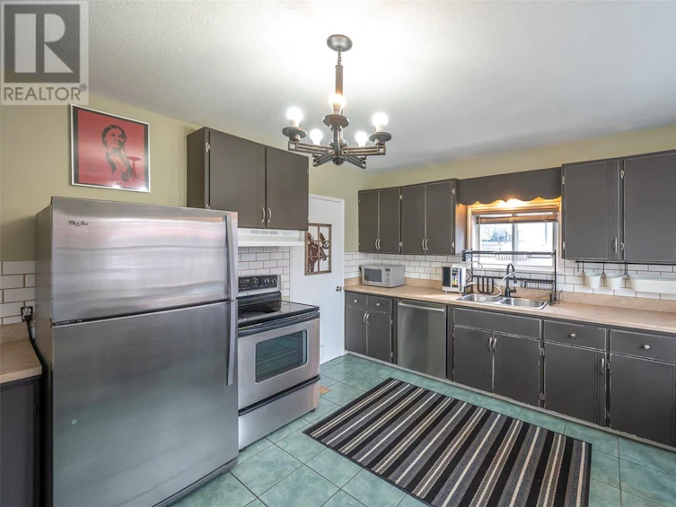 6527 Hollow Street, Oliver, BC, V0H 1T0 - 26