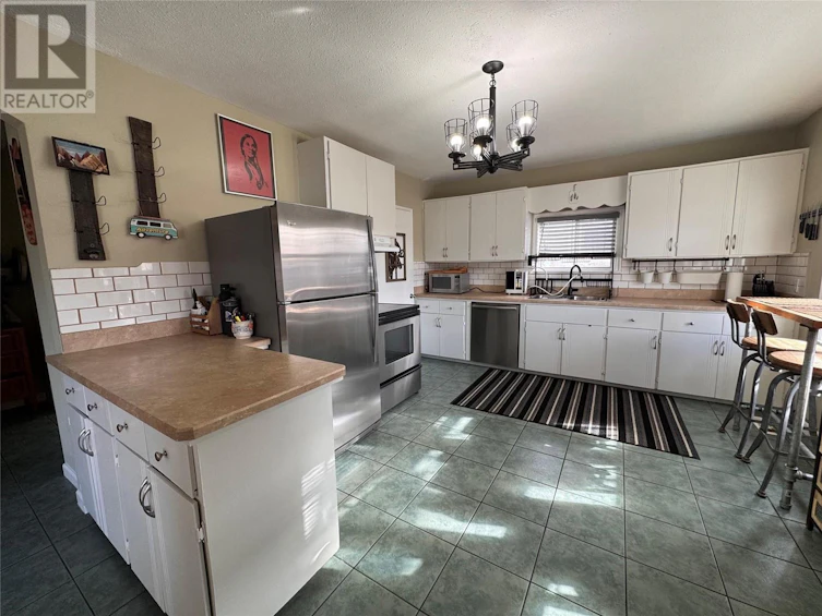6527 Hollow Street, Oliver, BC, V0H 1T0 - 65