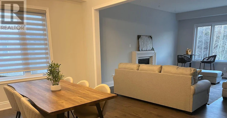 232 Sunset Vista Circuit E, Aurora, ON, L4G 3Y1 - 4