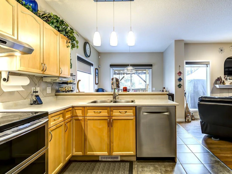 17 Elderberry Court, St. Albert, AB, T8N 6X4 - 10