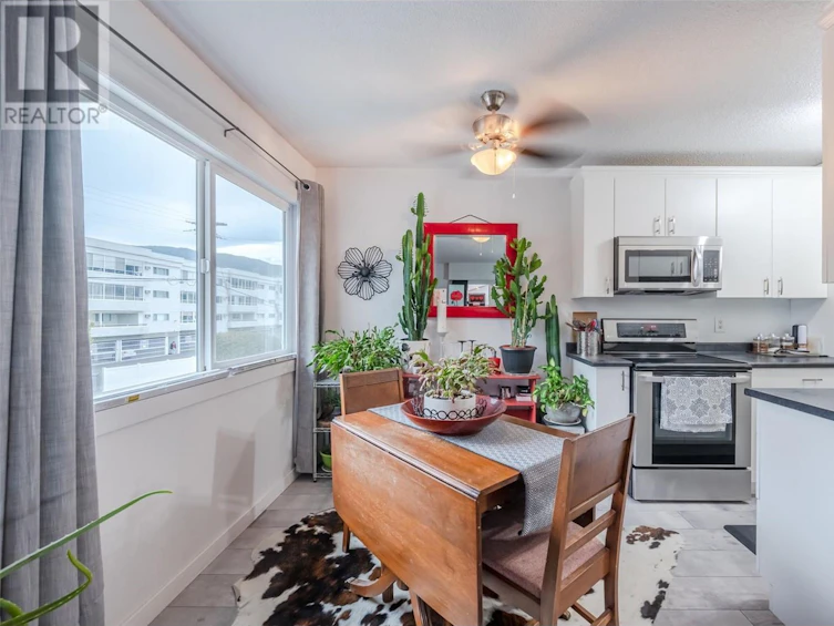 207-198 Roy Avenue, Penticton, BC, V2A 3M9 - 5