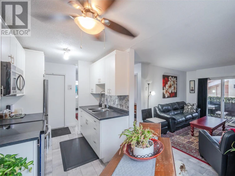 207-198 Roy Avenue, Penticton, BC, V2A 3M9 - 7