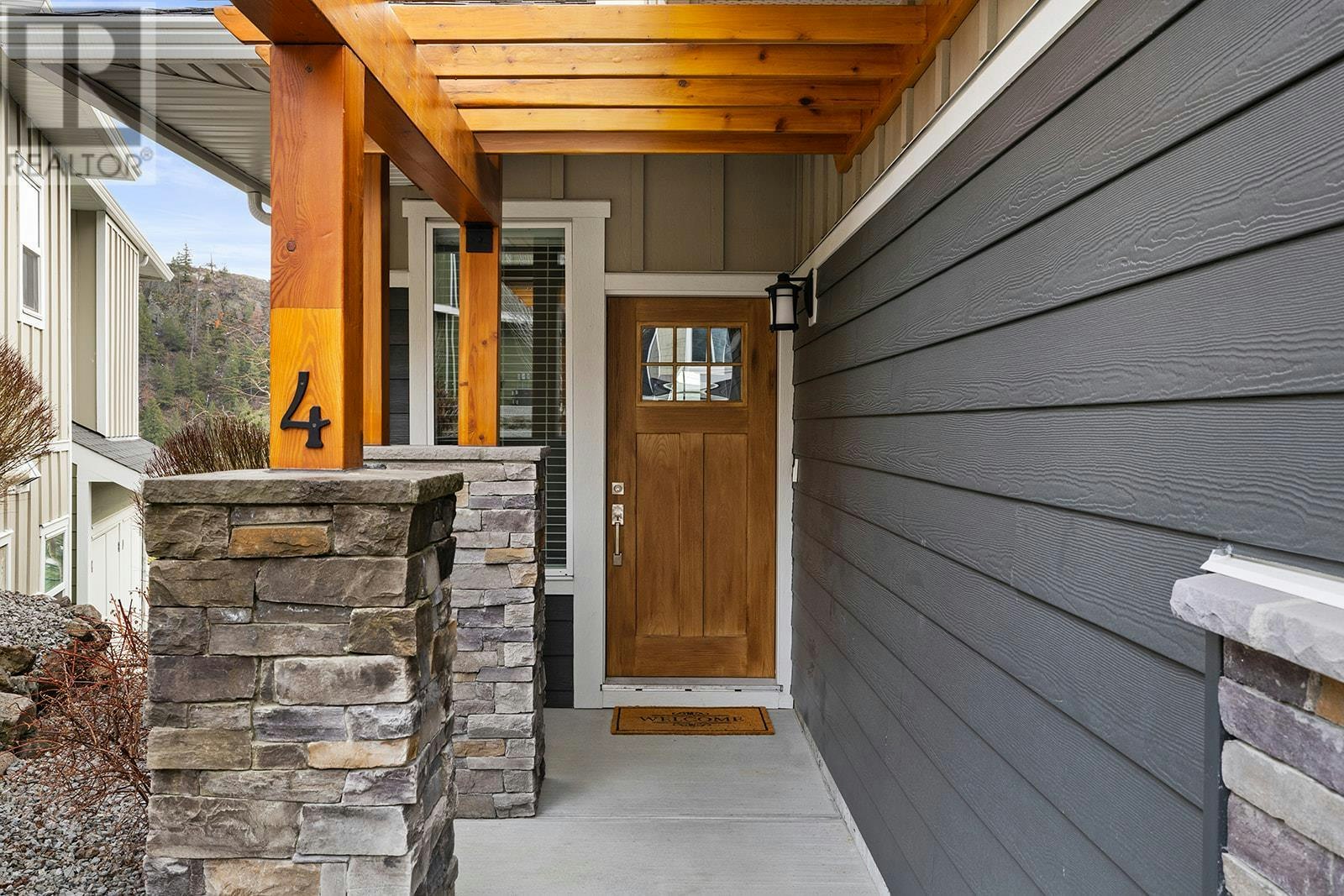 4-2490 Tuscany Drive, West Kelowna, BC, V4T 3M4 - 2