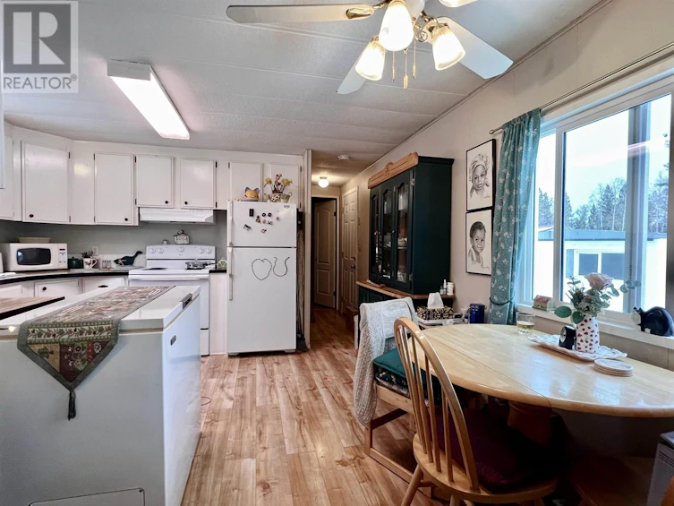 5563-103 Mile Lake Road, 103 Mile House, BC, V0K 2E1 - 23