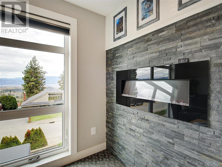 1175 Toovey Road, Kelowna, BC, V1X 6R3 - 55