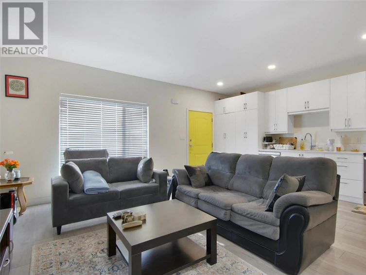 120 Calgary Avenue, Penticton, BC, V2A 2T7 - 6