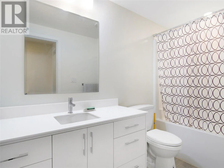 124 Calgary Avenue, Penticton, BC, V2A 2T7 - 16