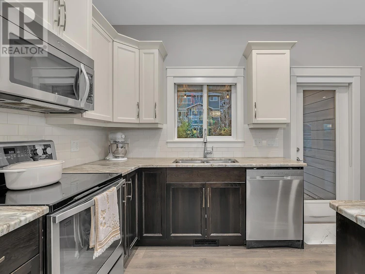 2374 Tallus Green Crescent, West Kelowna, BC, V4T 3K4 - 33