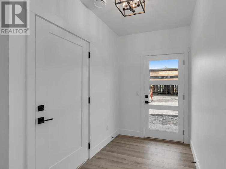 24-2835 Canyon Crest Drive, West Kelowna, BC, V4T 0E3 - 32