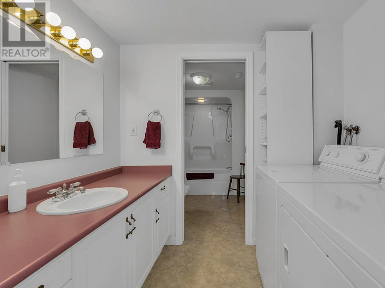 1363 Parkinson Road, West Kelowna, BC, V1Z 3M6 - 54