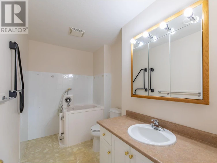 502-2285 Atkinson Street, Penticton, BC, V2A 8R7 - 38