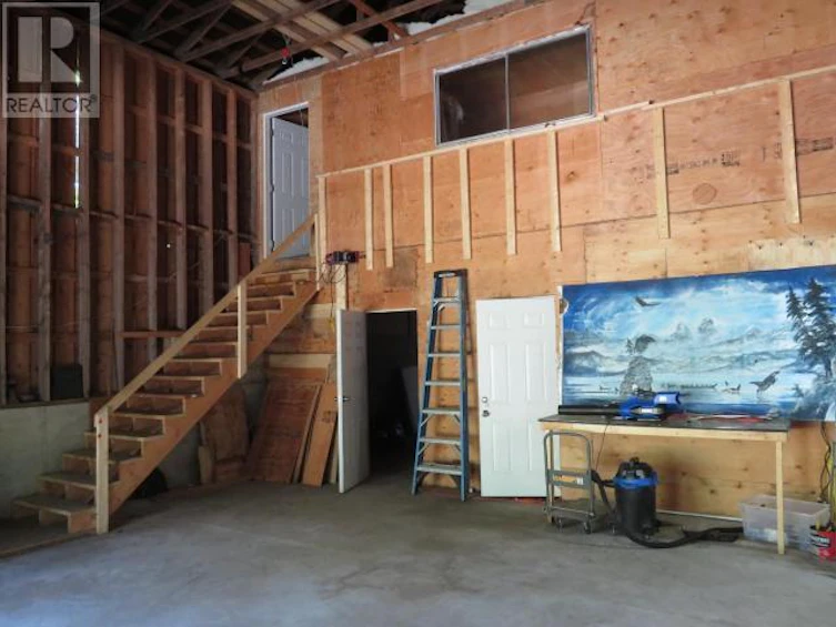 2155 101 Highway, Powell River, BC, V8A 0G6 - 3
