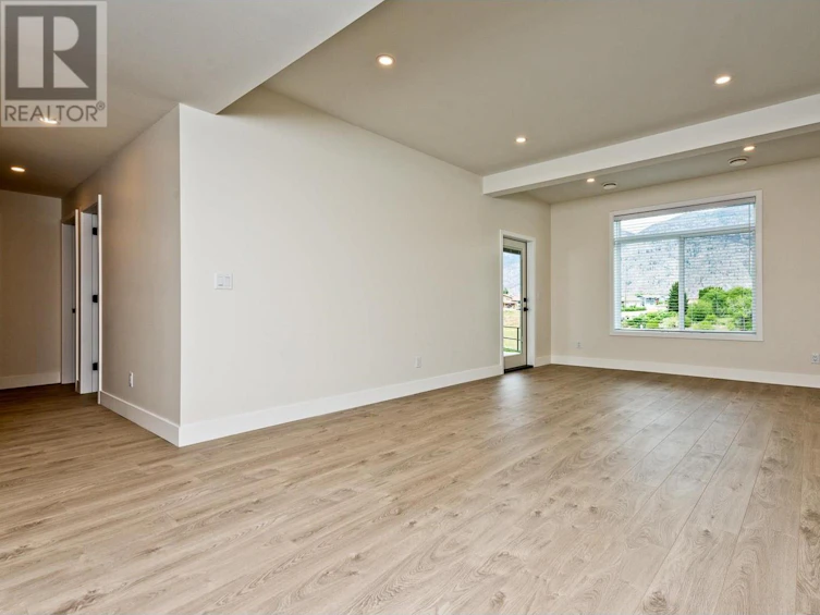2-8000 Vedette Drive, Osoyoos, BC, V0H 1V2 - 14