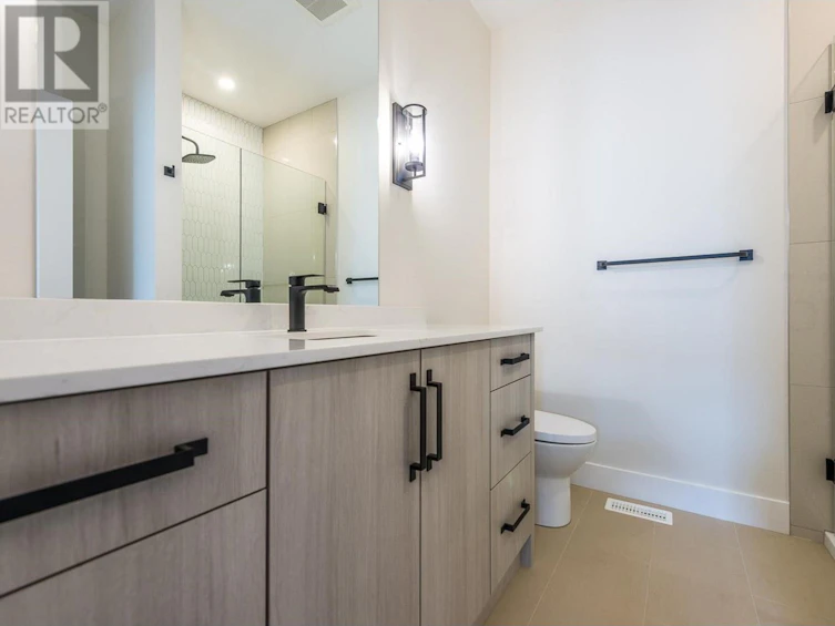 2-8000 Vedette Drive, Osoyoos, BC, V0H 1V2 - 8