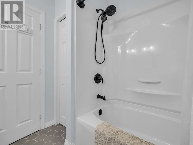 1048 Cascade Place, Kelowna, BC, V1V 1H9 - 38