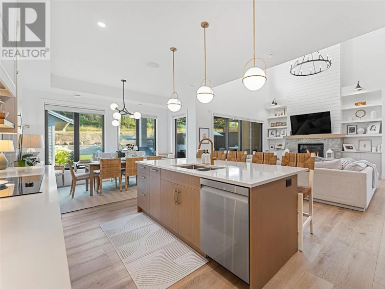 415 Hawk Hill Drive, Kelowna, BC, V1W 0B1 - 22