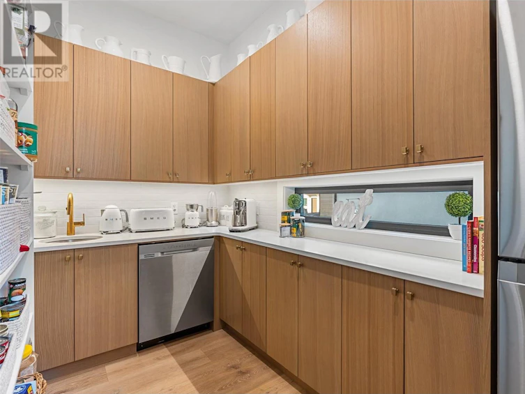 415 Hawk Hill Drive, Kelowna, BC, V1W 0B1 - 24