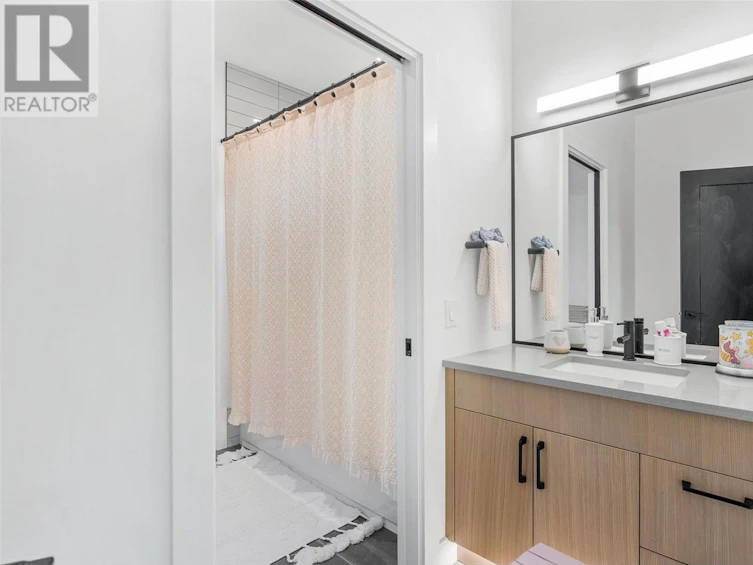 415 Hawk Hill Drive, Kelowna, BC, V1W 0B1 - 40