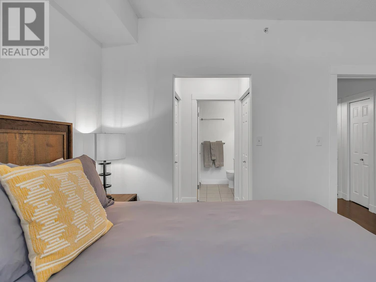702-1128 Sunset Drive, Kelowna, BC, V1Y 9W7 - 20