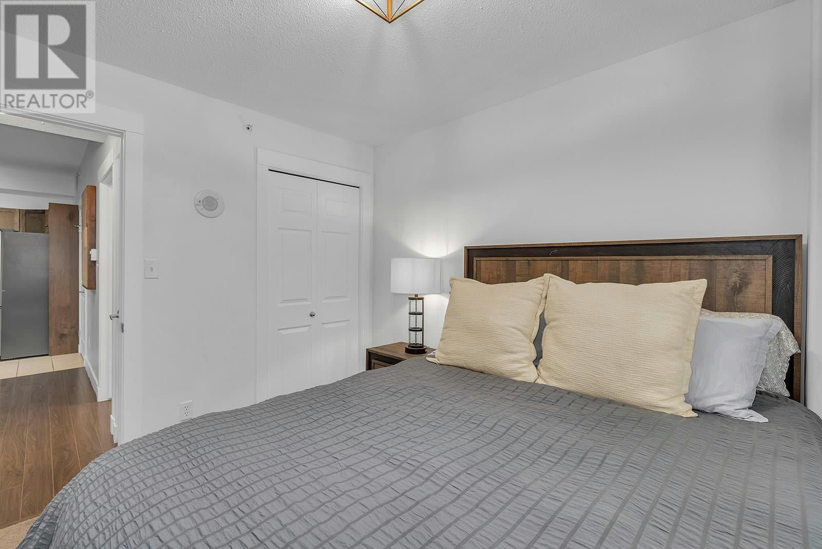 702-1128 Sunset Drive, Kelowna, BC, V1Y 9W7 - 24