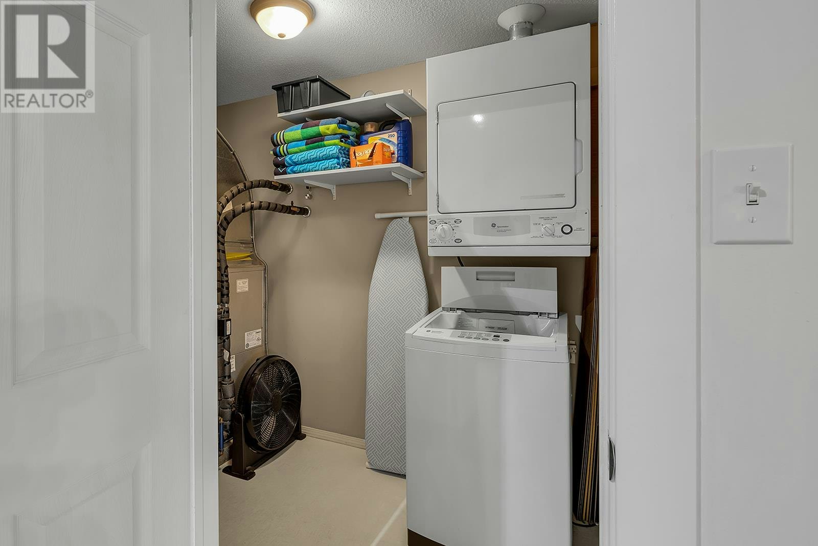 702-1128 Sunset Drive, Kelowna, BC, V1Y 9W7 - 30