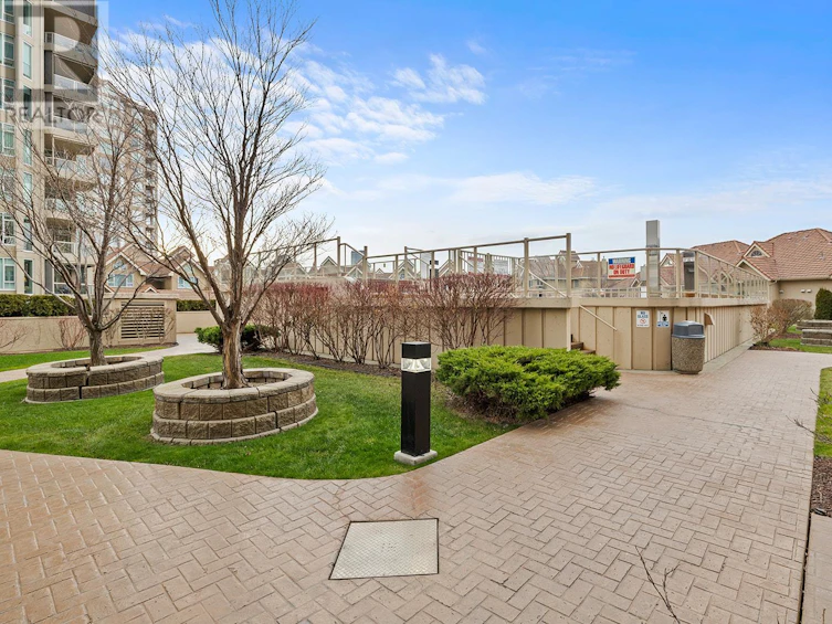 702-1128 Sunset Drive, Kelowna, BC, V1Y 9W7 - 36