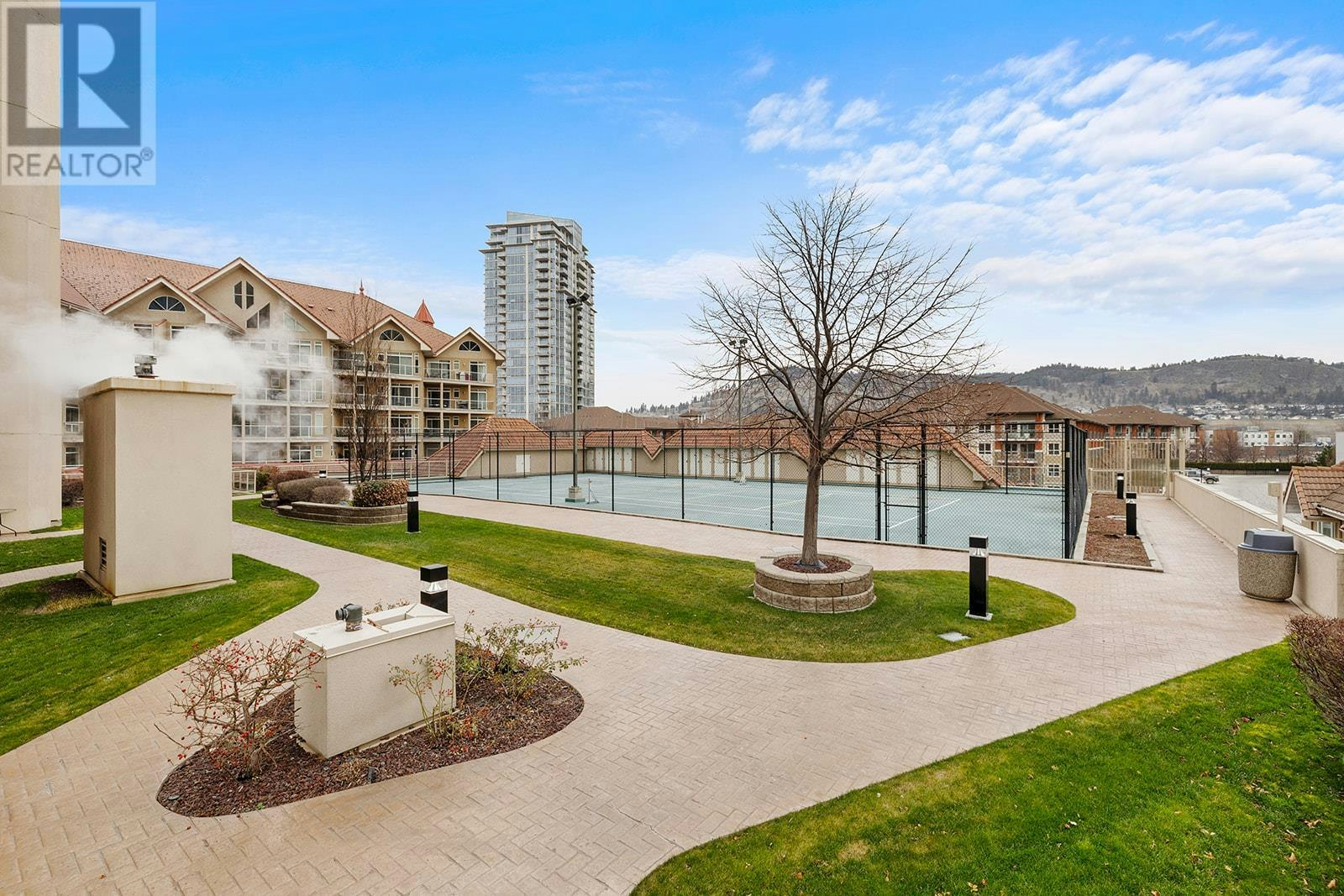702-1128 Sunset Drive, Kelowna, BC, V1Y 9W7 - 39