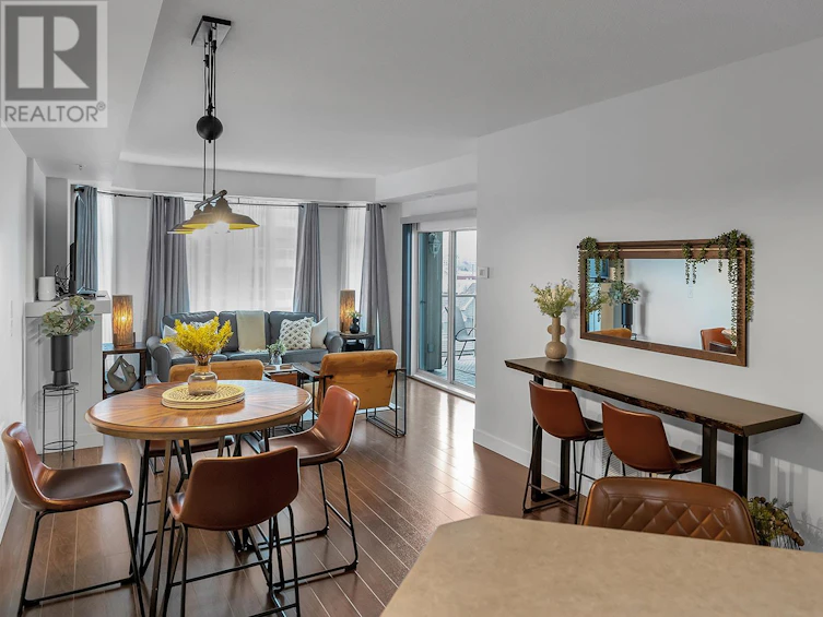 702-1128 Sunset Drive, Kelowna, BC, V1Y 9W7 - 4
