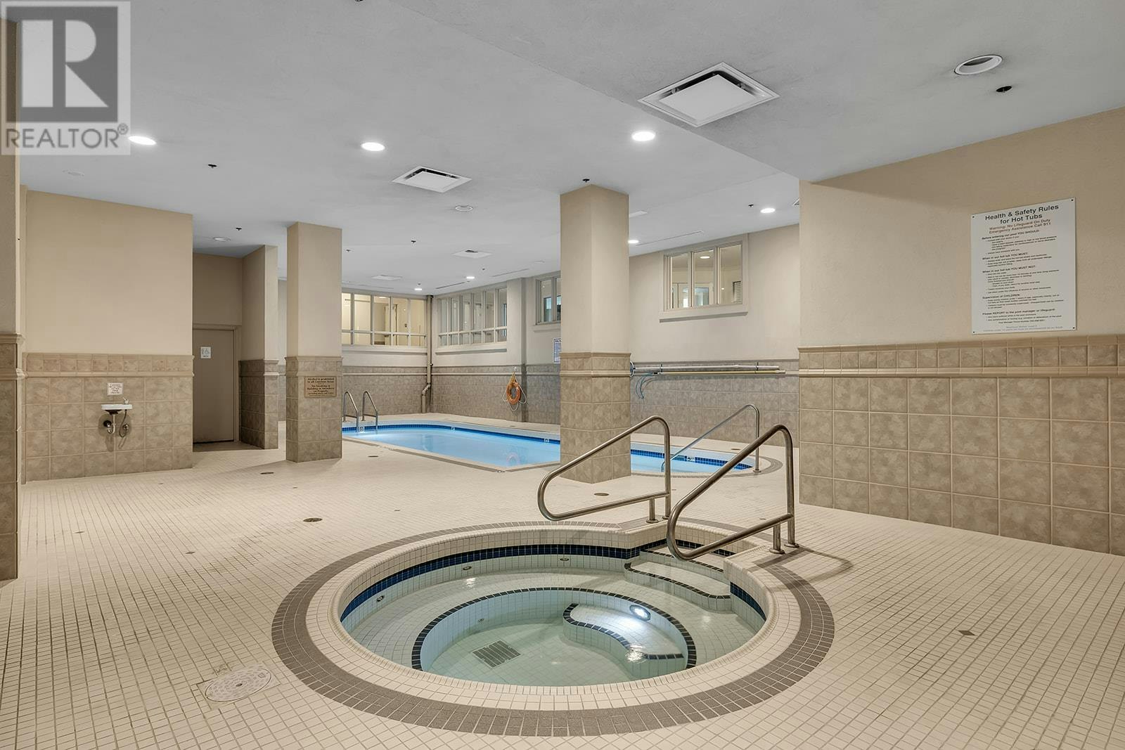 702-1128 Sunset Drive, Kelowna, BC, V1Y 9W7 - 47