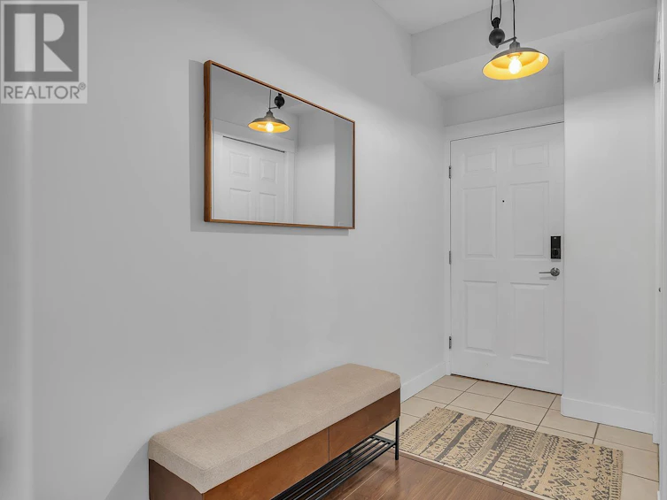702-1128 Sunset Drive, Kelowna, BC, V1Y 9W7 - 8